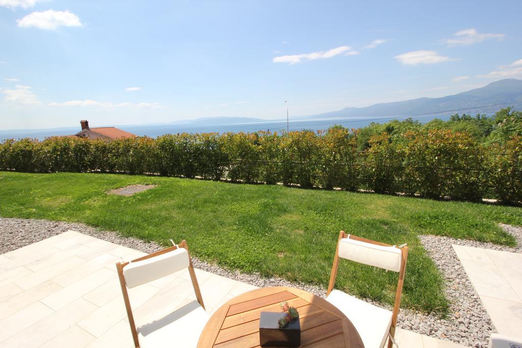 Studio apartment Miramare Fiume Esterno foto